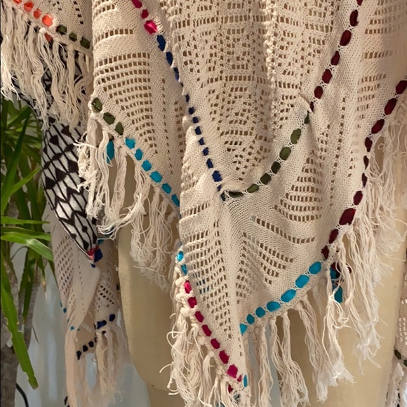 Multicolored wrap - Picture 3 of 4